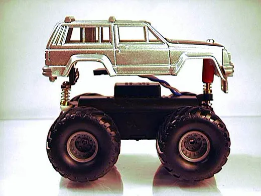 1jeepside.jpg (33048 bytes)