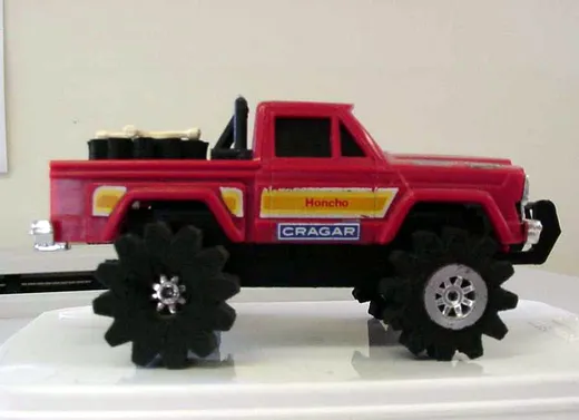jeep2.jpg (26327 bytes)