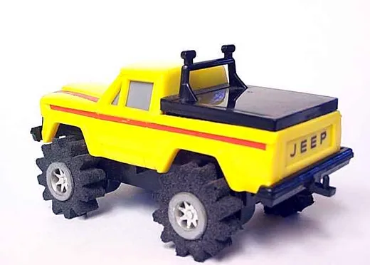 Side Clip Jeep With Black Accents