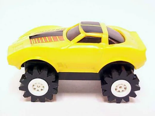 yellowvette.jpg (17190 bytes)