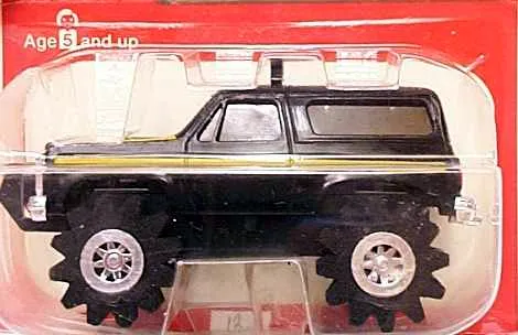 MOC 1/2 Card Side Clip Black Chevy Blazer  1980