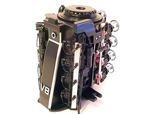 3.jpg (25482 bytes)