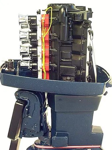 evinrude3.jpg (36632 bytes)