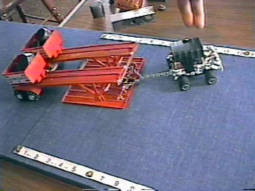 pull1.jpg (37917 bytes)