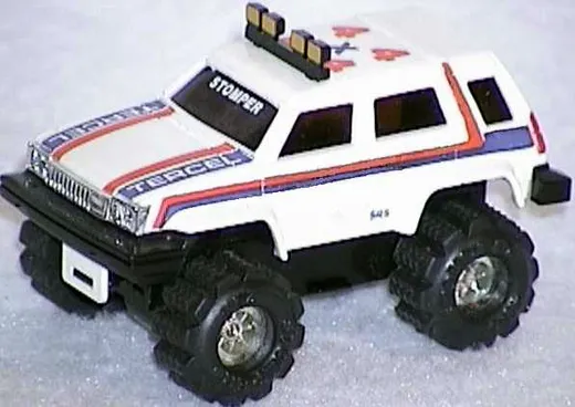 1toysr5.JPG (25662 bytes)