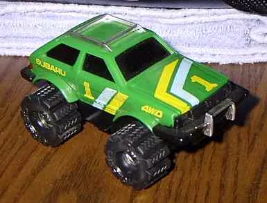 stomper-hatch-green-nostomp.jpg (24708 bytes)